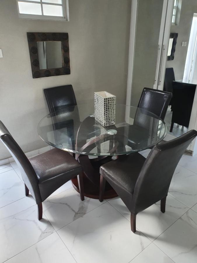 Devachan Apartments Бриджтаун Екстериор снимка