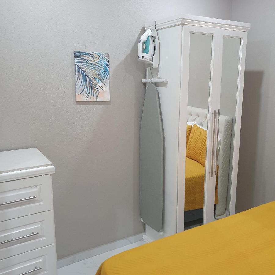 Devachan Apartments Бриджтаун Екстериор снимка