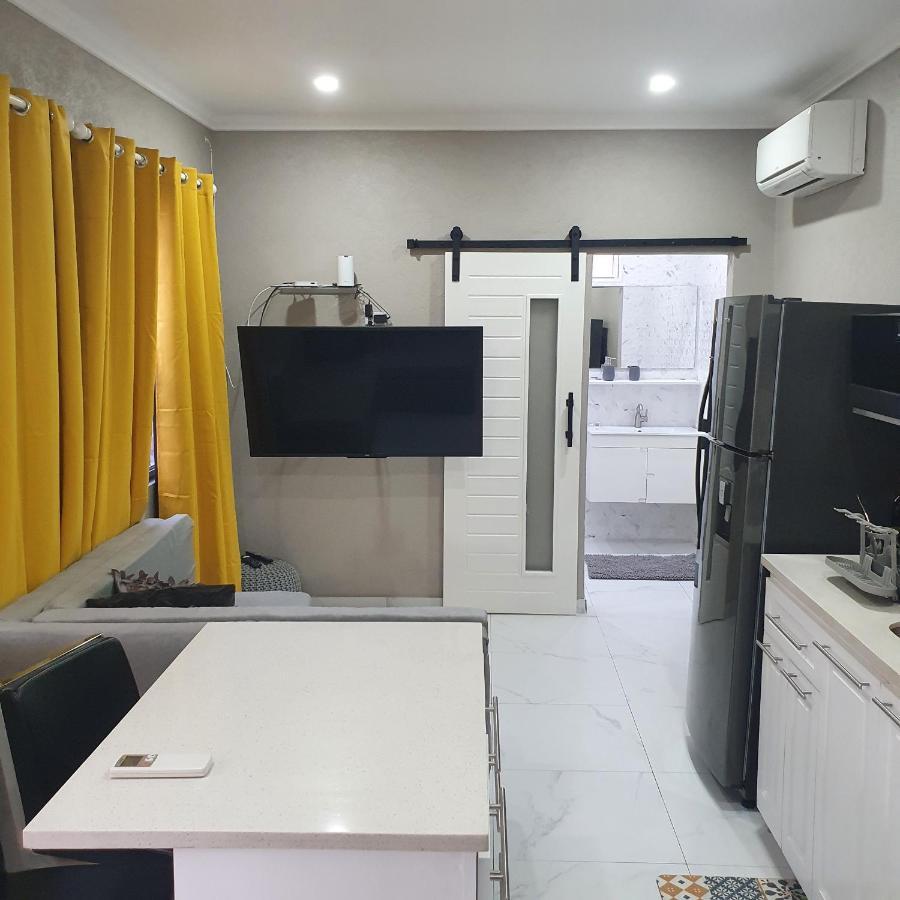 Devachan Apartments Бриджтаун Екстериор снимка